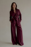 Ensemble ESMÉE prune en taille unique, silhouette entière de face

