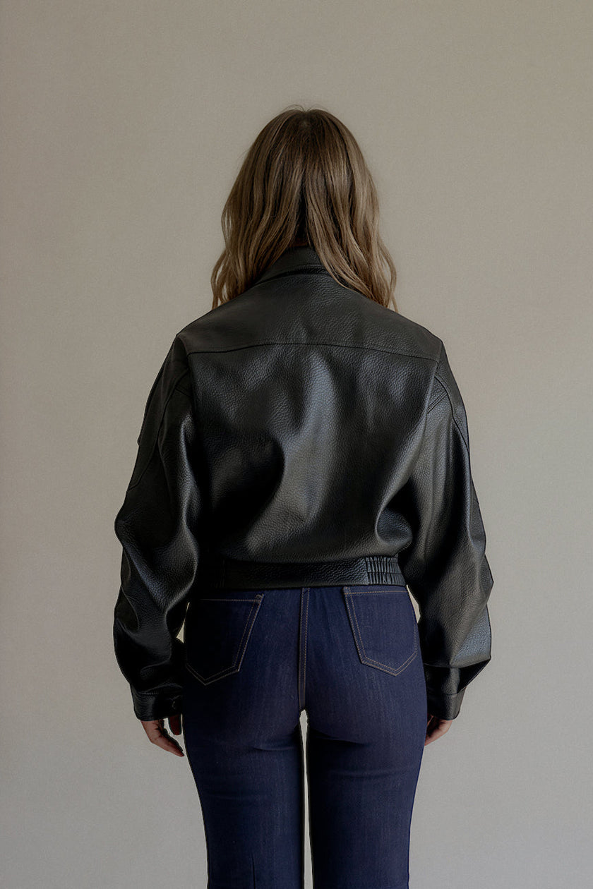 Vue de dos du perfecto VOLTAIRE noir avec taille partiellement élastiquée


