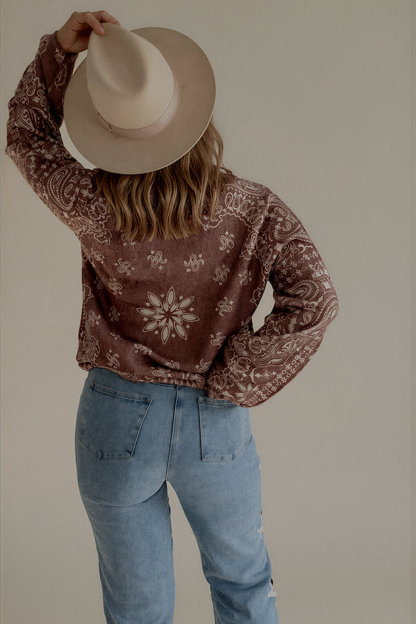 Vue de dos du pull MARNIE taupe rosé à imprimé écru